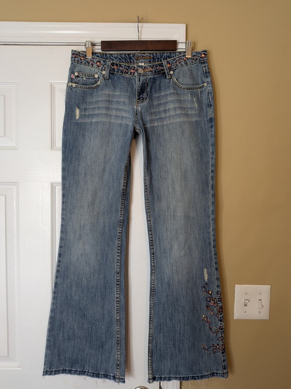 Younique Y2K Embellished Low Rise Flare Jeans Size 9 Fairy Grunge Sequin Denim